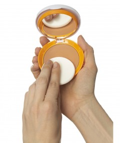 Heliocare 360 Oil Free Compact Beige SPF50+